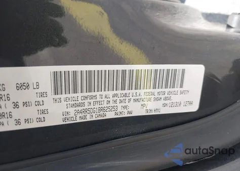 2011 Chrysler Town & Country Touring from USA, damaged, VIN 2A4RR5DG1BR625253